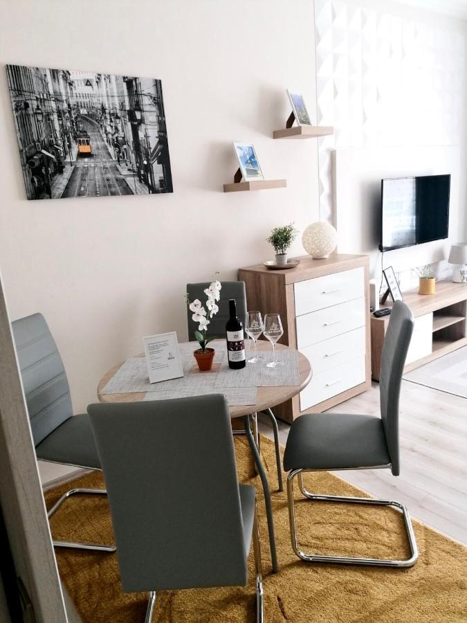 Sweet Central Apartment ,In The City Center Erlau Exterior foto